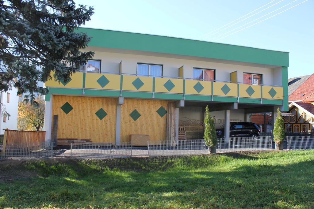 Gasthof Zum Mohrn Oberwoelz Stadt Kültér fotó